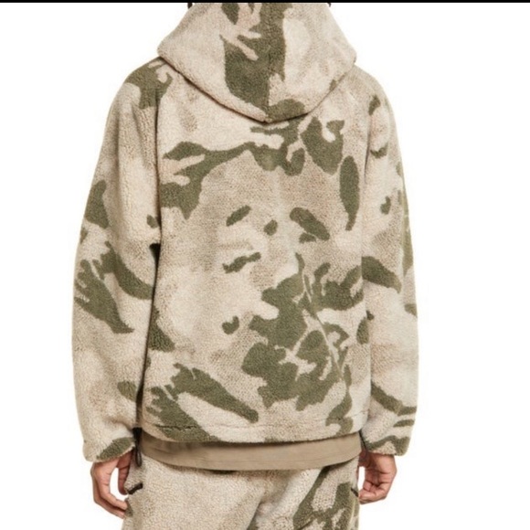 FEAR OF GOD, “ESSENTIALS” HALF ZIP HOODED CAMO SHERPA JACKET/WARM HOODIE! NWT - Picture 5 of 10